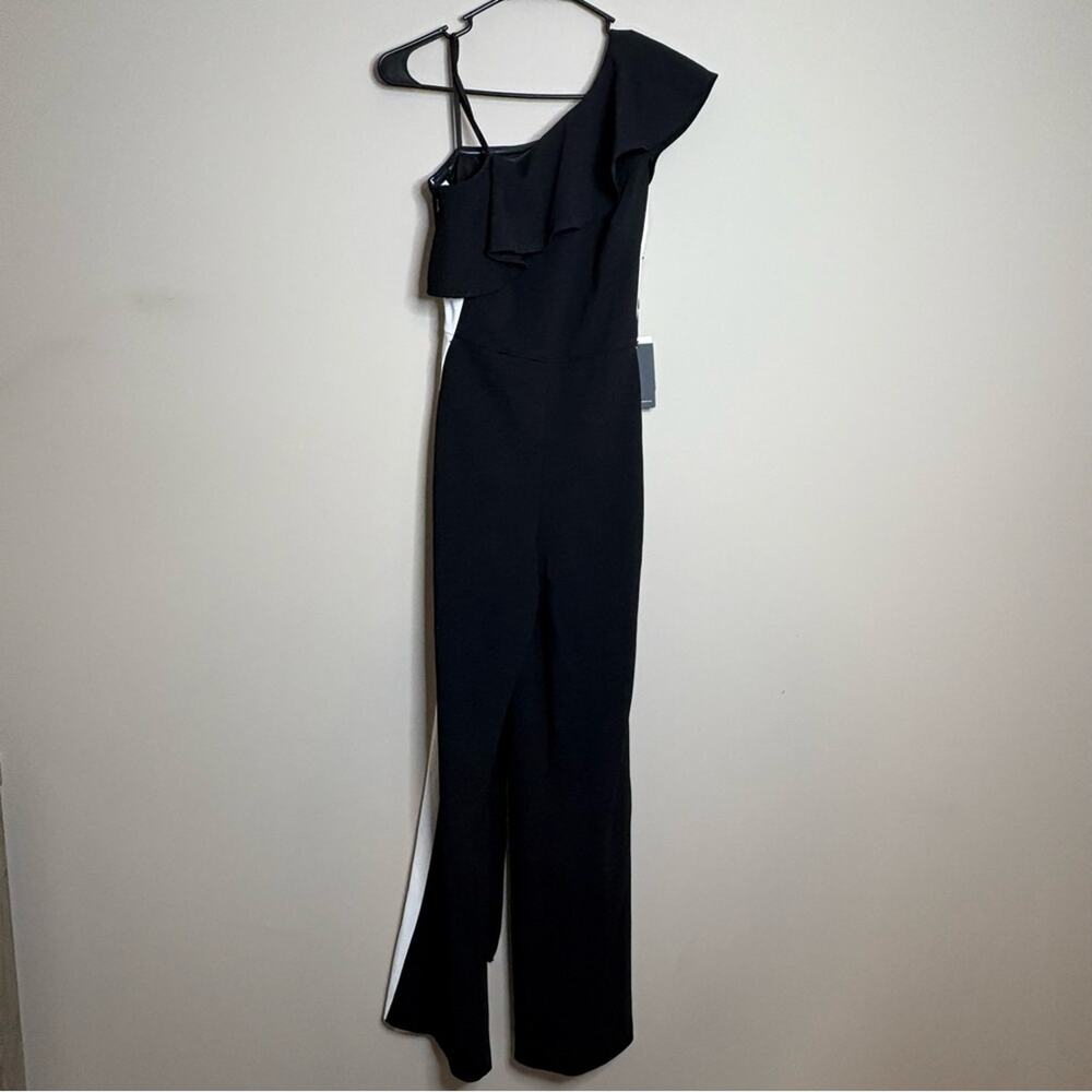 NWT Adrianna Papell One Shoulder Crepe Jumpsuit Black Ivory Stripe Size 4 - Picture 5 of 9